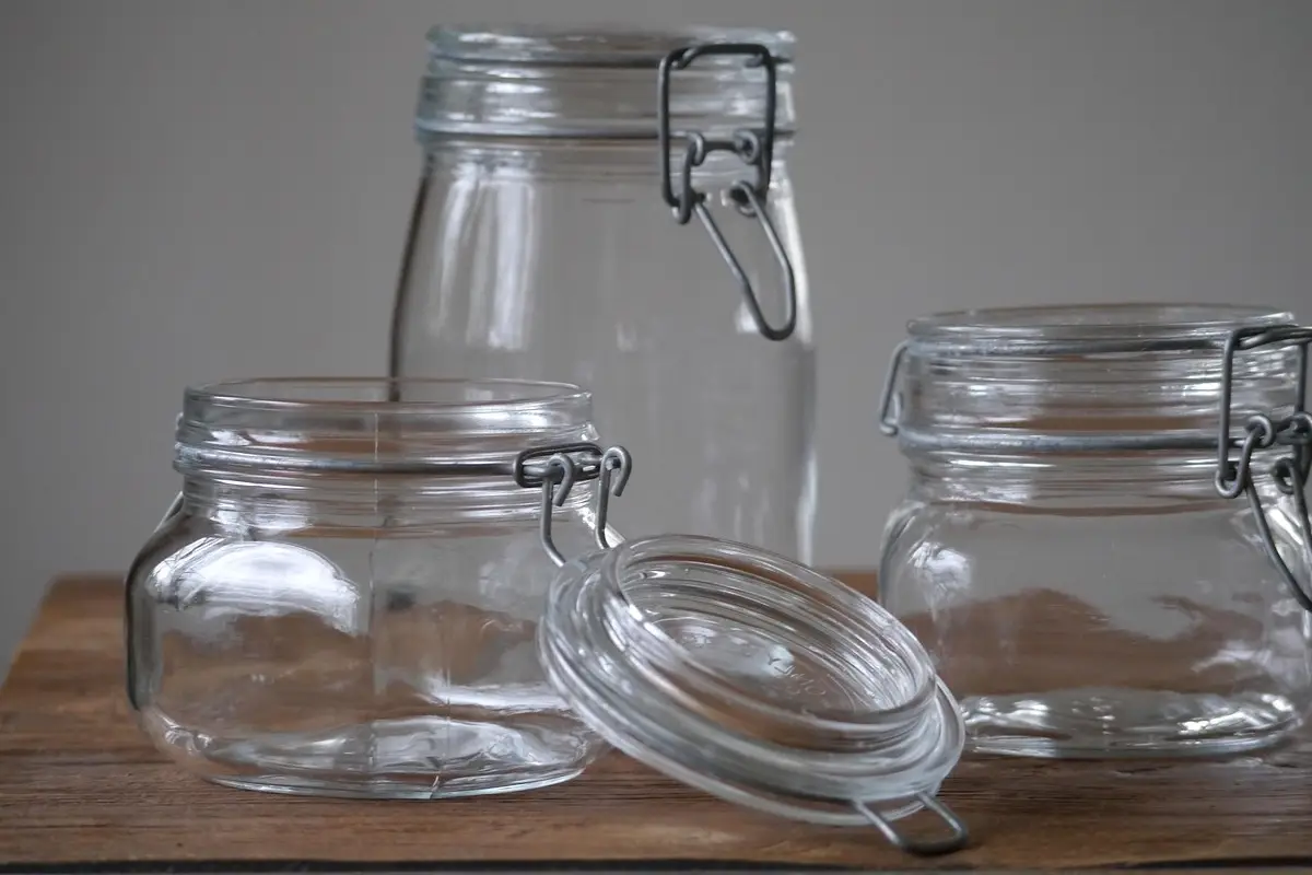 Non sterilizzare i barattoli in questo modo: ecco il metodo sicuro per evitare pericoli